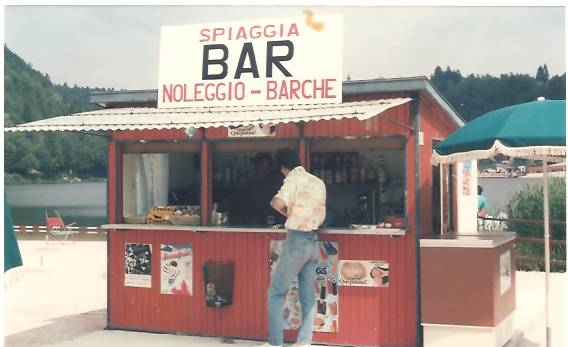  - Bar - Spiaggia - Noleggio Barche e Pedalò